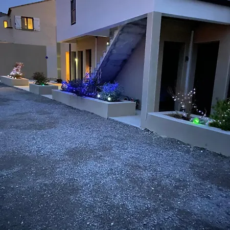 Charmant Studio Pour Etudiant Seul Ou A 2 Villeneuve-les-Maguelonne Exterior photo