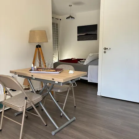Charmant Studio Pour Etudiant Seul Ou A 2 Villeneuve-les-Maguelonne Exterior photo