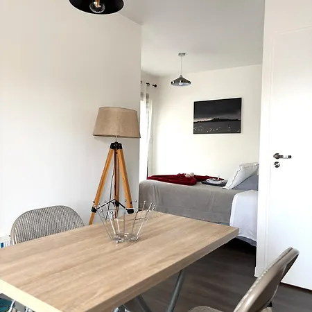 Charmant Studio Pour Etudiant Seul Ou A 2 Villeneuve-les-Maguelonne Exterior photo